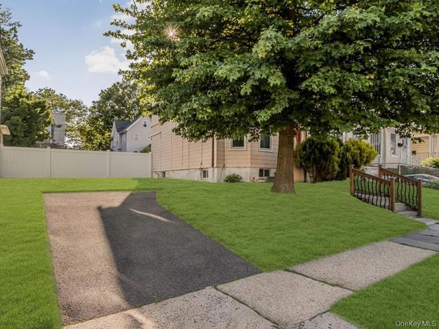 460 S 2nd Avenue, Mount Vernon, NY 10550