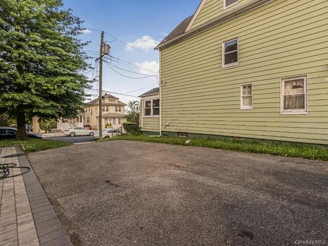 460 S 2nd Avenue, Mount Vernon, NY 10550