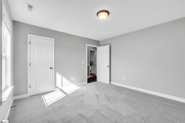 4 Orchard Crest Court, Greer, SC 29651