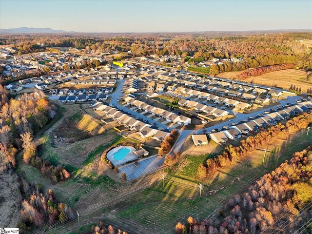 4 Orchard Crest Court, Greer, SC 29651