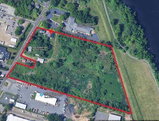 186 Ashley Ave, West Springfield, MA 01089