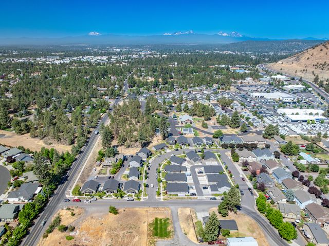 21021 Damascus Lane, Bend, OR 97701