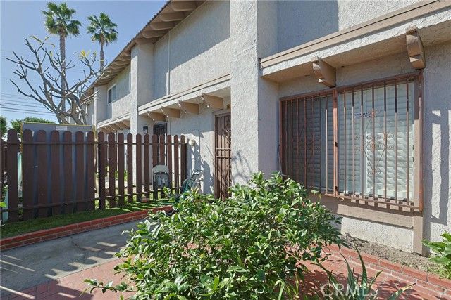 10805 Westminster, Garden Grove, CA 92843