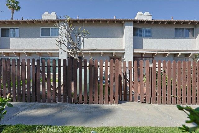 10805 Westminster, Garden Grove, CA 92843