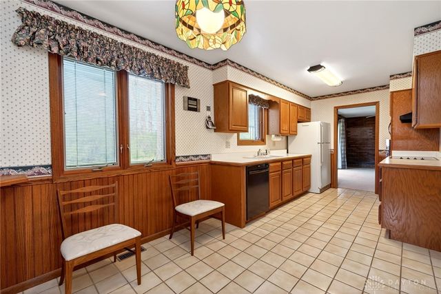 3233 Carrier Avenue, Kettering, OH 45429