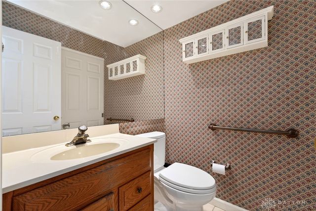 3233 Carrier Avenue, Kettering, OH 45429