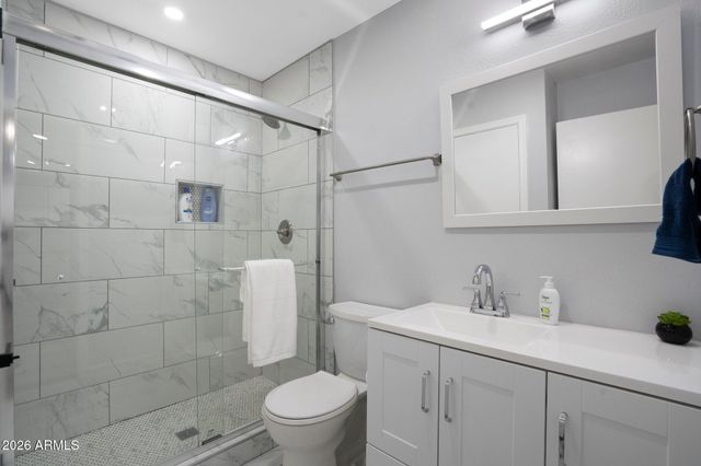1717 E UNION HILLS Drive 1060, Phoenix, AZ 85024