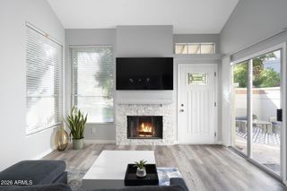 1717 E UNION HILLS Drive 1060, Phoenix, AZ 85024