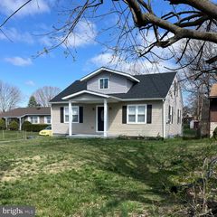 17532 CEDAR LAWN DRIVE, Hagerstown, MD 21740