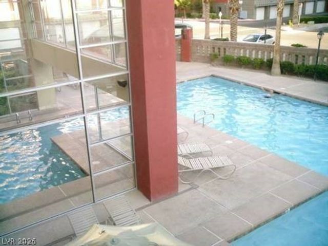 31 East Agate Avenue 404, Las Vegas, NV 89123