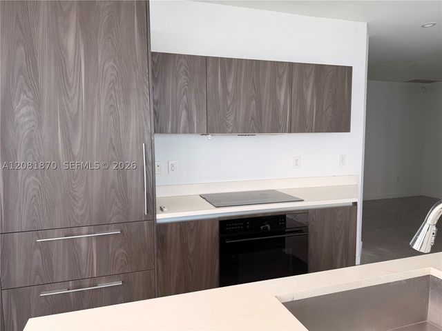 480 NE 31st St 4601, Miami, FL 33137