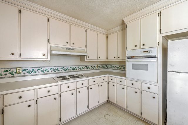 131 S Cove Drive, West Columbia, SC 29170