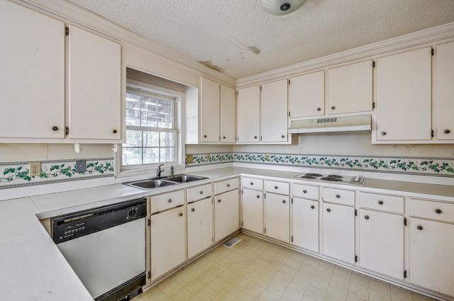 131 S Cove Drive, West Columbia, SC 29170
