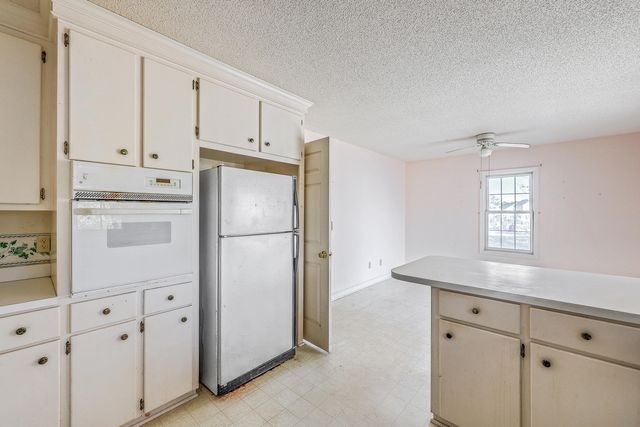 131 S Cove Drive, West Columbia, SC 29170