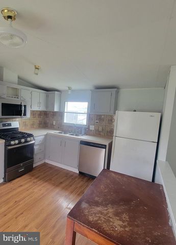 42 VIRGINIA AVE, Birdsboro, PA 19508