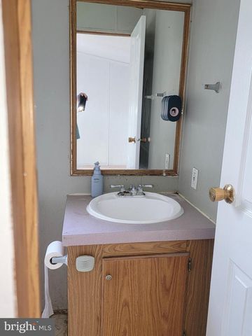 42 VIRGINIA AVE, Birdsboro, PA 19508