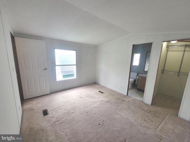 42 VIRGINIA AVE, Birdsboro, PA 19508