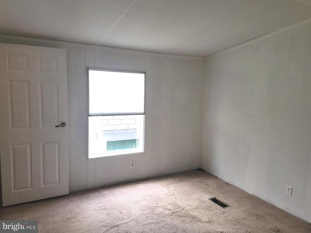 42 VIRGINIA AVE, Birdsboro, PA 19508