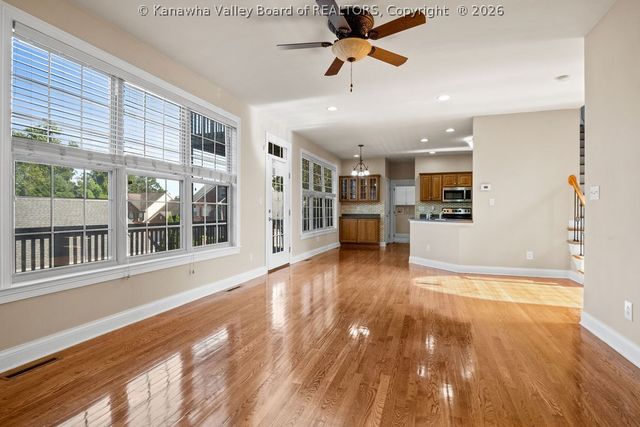 109 Yorktowne Place, Charleston, WV 25309
