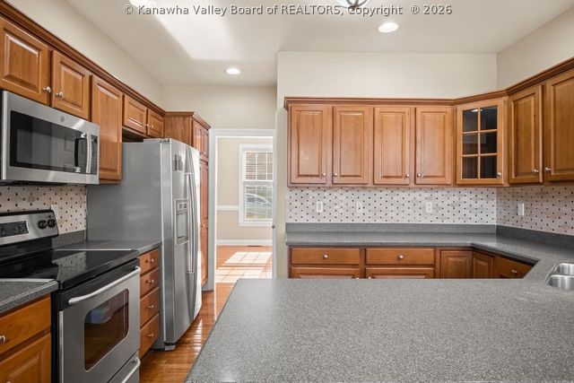 109 Yorktowne Place, Charleston, WV 25309