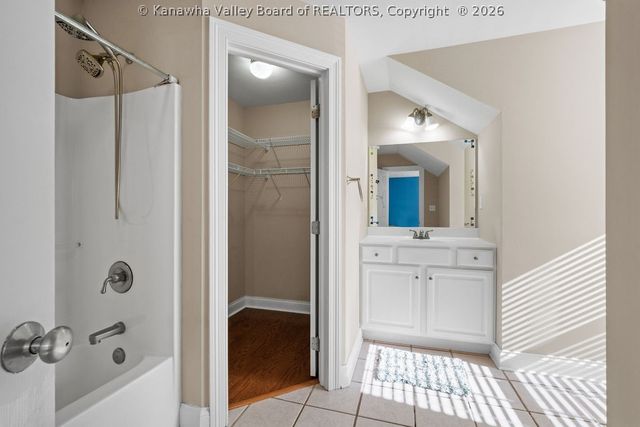 109 Yorktowne Place, Charleston, WV 25309