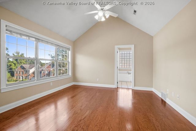 109 Yorktowne Place, Charleston, WV 25309