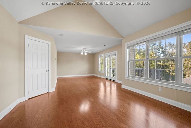 109 Yorktowne Place, Charleston, WV 25309