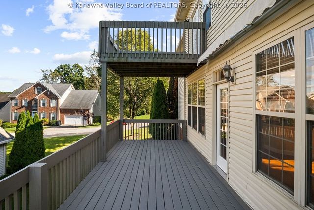 109 Yorktowne Place, Charleston, WV 25309