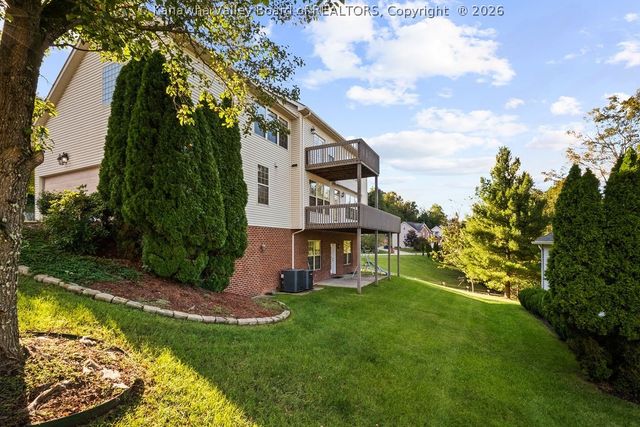 109 Yorktowne Place, Charleston, WV 25309