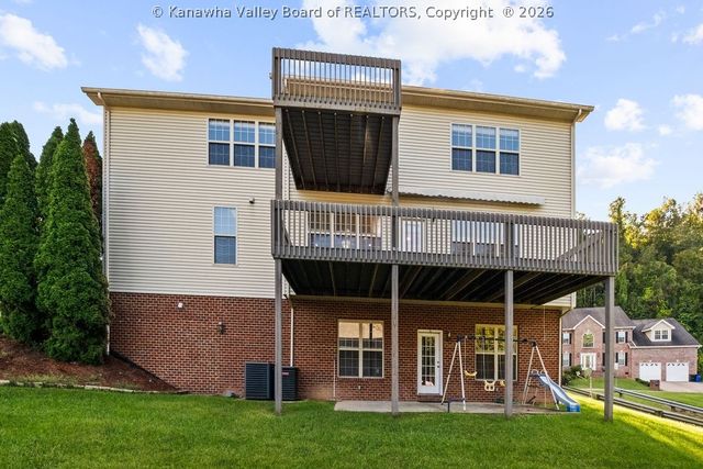 109 Yorktowne Place, Charleston, WV 25309