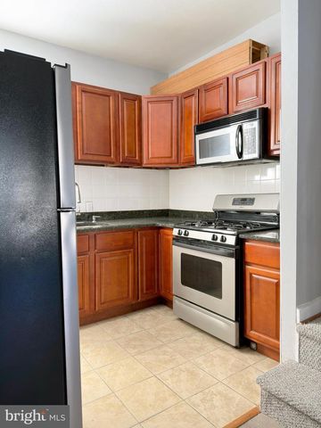 338 SNYDER AVE, Philadelphia, PA 19148