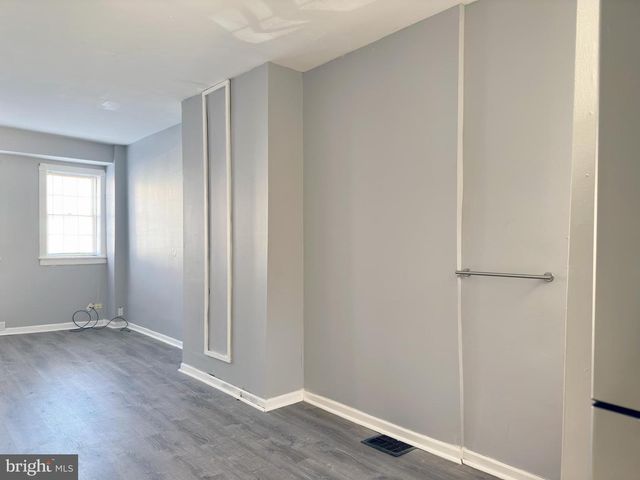 338 SNYDER AVE, Philadelphia, PA 19148