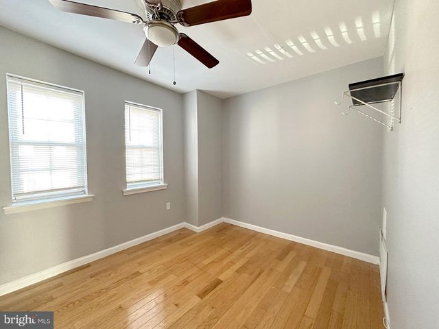 338 SNYDER AVE, Philadelphia, PA 19148