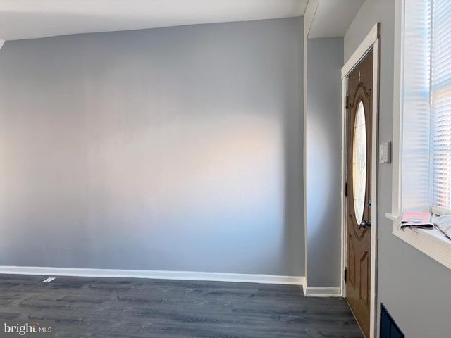 338 SNYDER AVE, Philadelphia, PA 19148