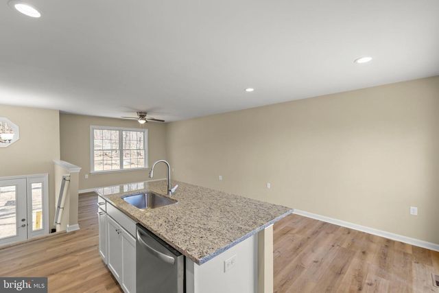 231 WINCHESTER DR, Winchester, VA 22602