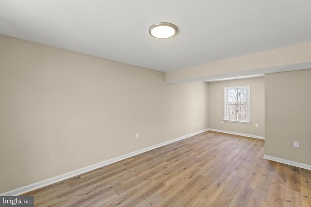 231 WINCHESTER DR, Winchester, VA 22602