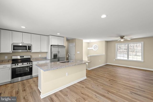 231 WINCHESTER DR, Winchester, VA 22602