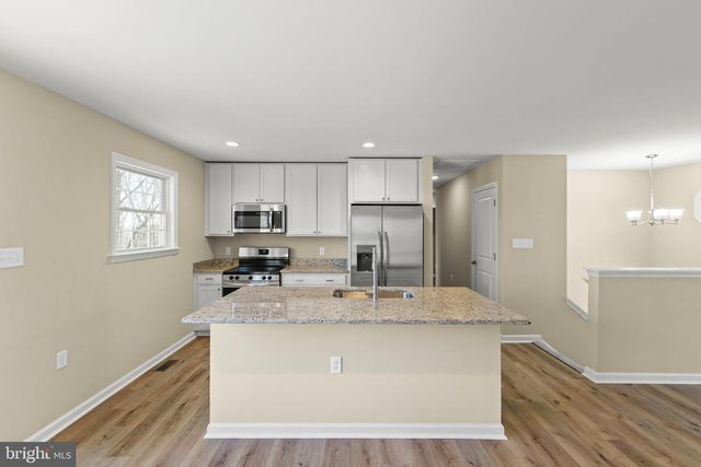 231 WINCHESTER DR, Winchester, VA 22602