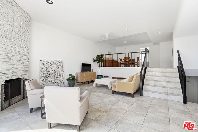 4631 Alla Road 4, Marina Del Rey, CA 90292