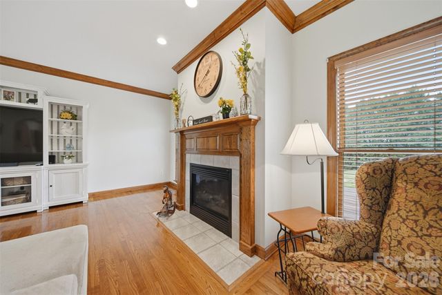 3330 Shamrock Heights, Hudson, NC 28638