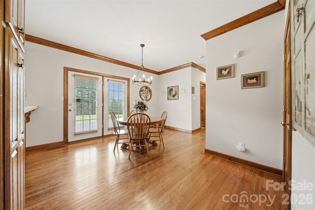 3330 Shamrock Heights, Hudson, NC 28638