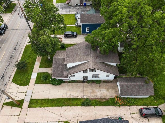 215 N STATE STREET, Appleton, WI 54911