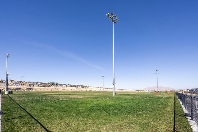 1401 S HARVEST DR, Santaquin, UT 84655