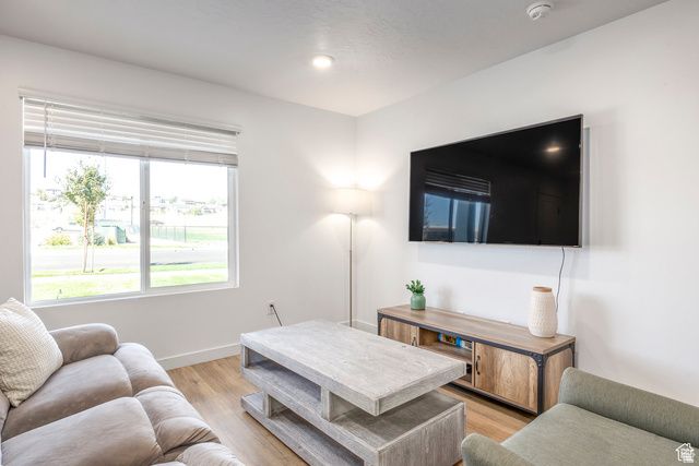 1401 S HARVEST DR, Santaquin, UT 84655