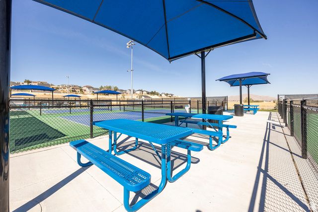 1401 S HARVEST DR, Santaquin, UT 84655