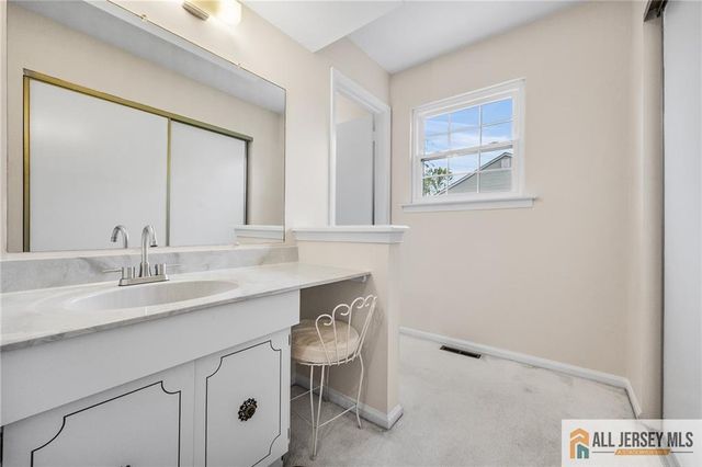 4 Hopkinson Court, East Brunswick, NJ 08816