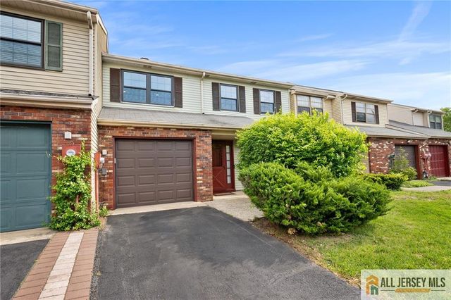 4 Hopkinson Court, East Brunswick, NJ 08816