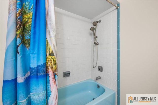 4 Hopkinson Court, East Brunswick, NJ 08816