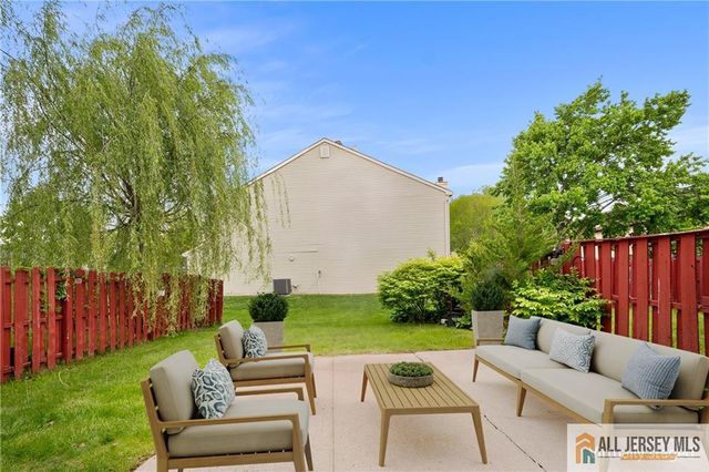 4 Hopkinson Court, East Brunswick, NJ 08816