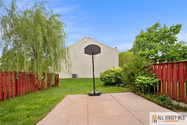 4 Hopkinson Court, East Brunswick, NJ 08816